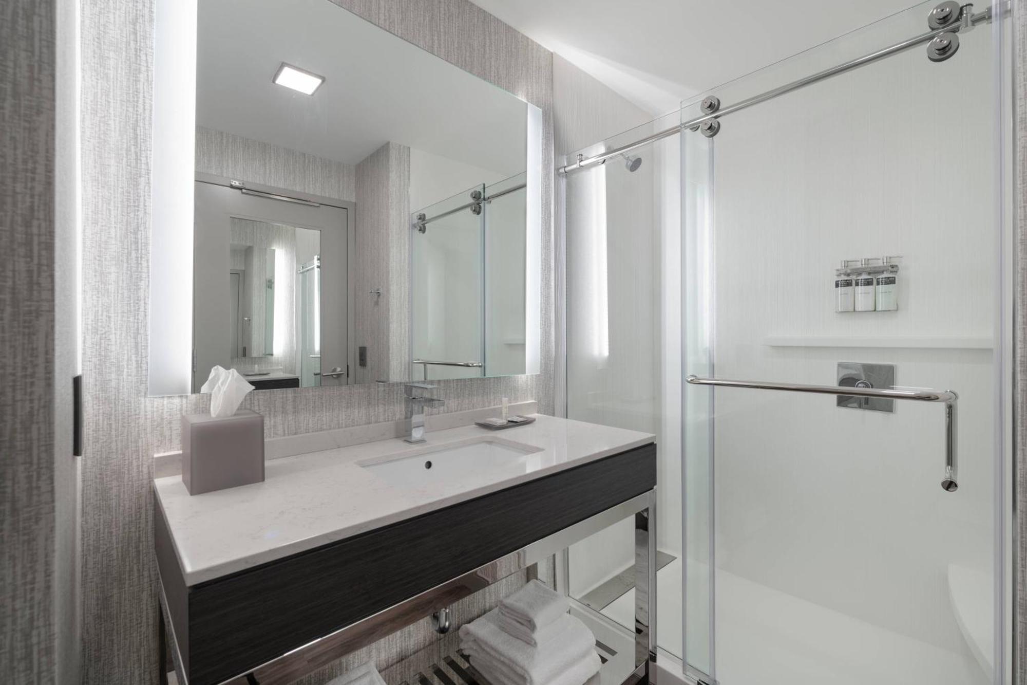 Towneplace Suites By Marriott Boston Medford Ngoại thất bức ảnh